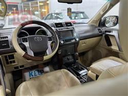 تۆیۆتا لاندكروزر پرادۆ